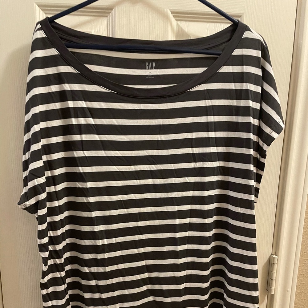NWT Gap women’s shirt xxl